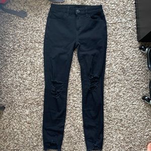 “The dream Jean” black ripped jeans